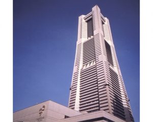 横浜ランドマークタワー